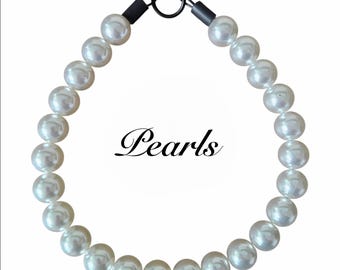 Chunky Pearls Beaded Dog Collar Necklace