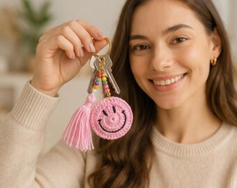 Crochet Smiley Face Keychain Pattern | Tassel, Beads, Beginner Friendly (PDF Download)