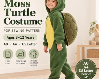 Può includere: Un cartamodello PDF per un costume da tartaruga Moss per bambini dai 3 ai 12 anni. L'immagine mostra una tuta verde con cappuccio, ventre giallo e guscio. Il testo include SewFoundry, A0, A4, US Letter e 5 file PDF.