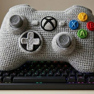 Xbox Neck Pillow, Crochet Gaming Pillow, Gaming Room Decor Crochet Controller PDF Patteran