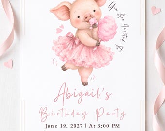 Könnte beinhalten: Eine Geburtstagseinladungskarte mit einer Aquarellillustration eines Ferkels in einem rosa Tutu, das rosa Zuckerwatte hält. Der Text lautet: You Are Invited To, Abigail's Birthday Party, 19. Juni 2027, 17:00 Uhr, The Madison Vista at Central Park, 1050 Fifth Avenue, Suite 300, New York, NY 10028, RSVP: 555-486-7452.