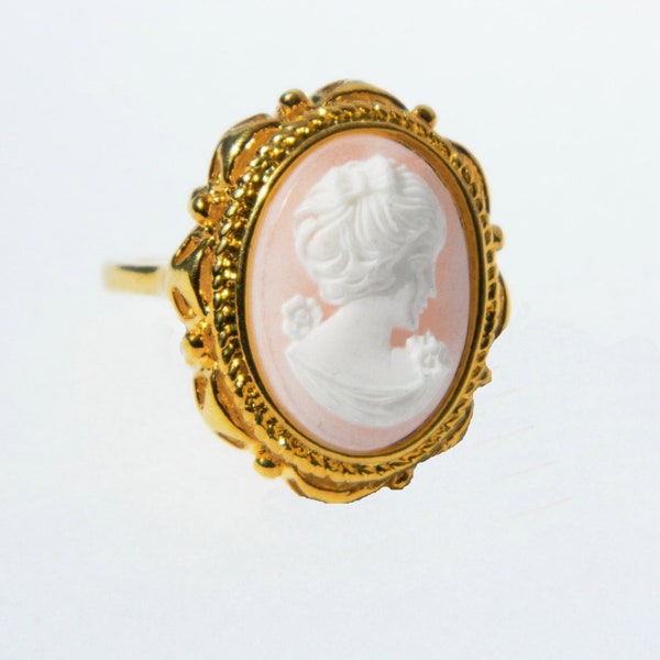 Vintage Pink Cameo Ring