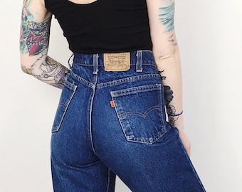 Levi's Orange Tab Vintage High Waisted Dark Wash Blue Jeans // Women's size 30 31 9 10 11