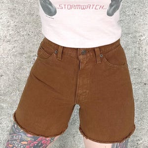 Levi's Orange Tab 550 Brown Denim Cut Off Jean Shorts / Size 26