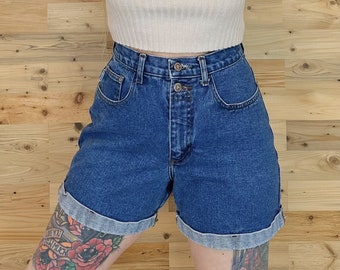 90's Vintage Cuffed Jean Shorts / Size 26
