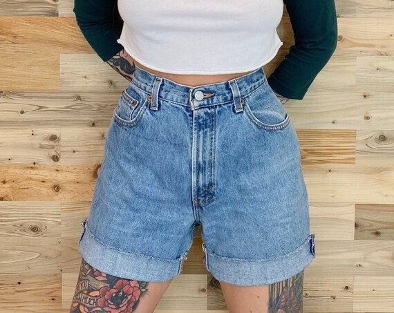 90's Gap Cut Off Jean Shorts / Size 28 29
