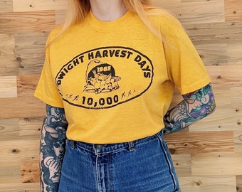 Vintage 1983 Dwight Harvest Days Paper Thin Soft Retro Tee Shirt T-Shirt