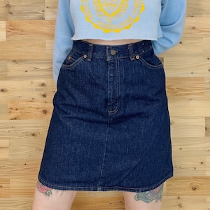 Levi&#39;s Vintage Denim Mini Skirt / Size 26 27