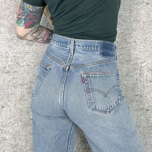 Levi&#39;s 501 Vintage Jeans / Size 32 33