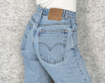 Levi's 550 Relaxed Fit Vintage Jeans / Size 26 27
