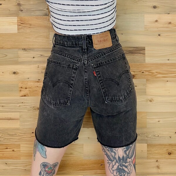 Levi's 512 Vintage Cut Off Jean Shorts / Size 27