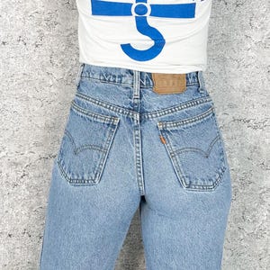Levi&#39;s 550 Student Fit Vintage Jeans / Size 25 26
