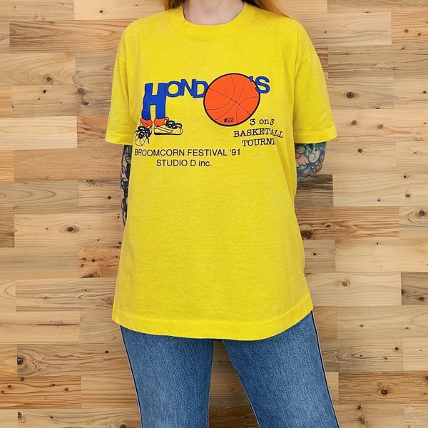 Vintage Soft Worn Retro Hondo's Basketball Tourney Broomcorn Festival 1991 Tee Shirt T-Shirt