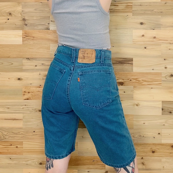 Levi's 550 Vintage Jean Shorts / Size 27 28