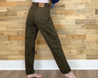 Levi's 550 Vintage Jeans / Size 28 29