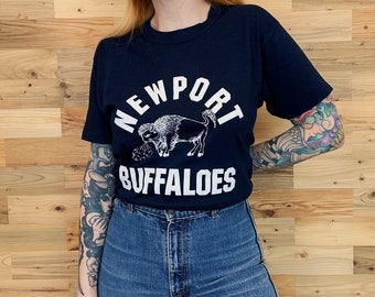 70's Vintage Newport Buffaloes School Mascot Tee Shirt T-Shirt