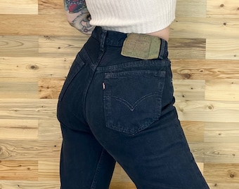 Levi's 501 Vintage Jeans / Size 28