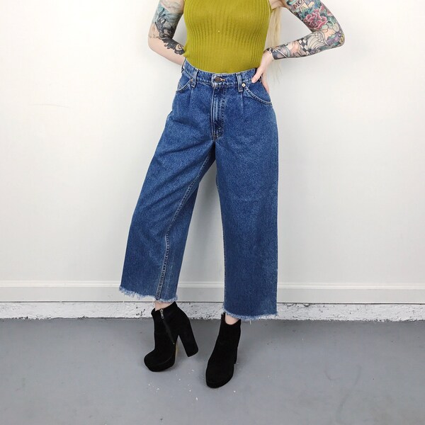 RARE Levi's 80's Vintage 580 Orange Tab Wide Leg High Waisted Cropped Jeans // Women's size 30 9 10