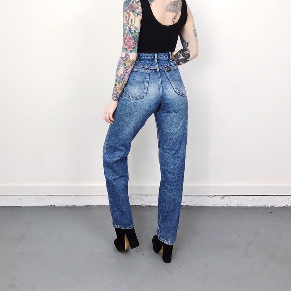 LEE Riders Faded Vintage High Waisted Straight Leg Mom Jeans // Women's size 28 29 8 9