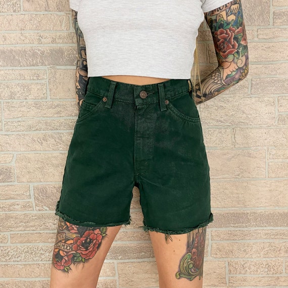 Levi's 555 Green Shorts / Size 30
