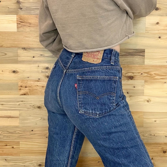 Levi's 501 Vintage Jeans / Size 27 28