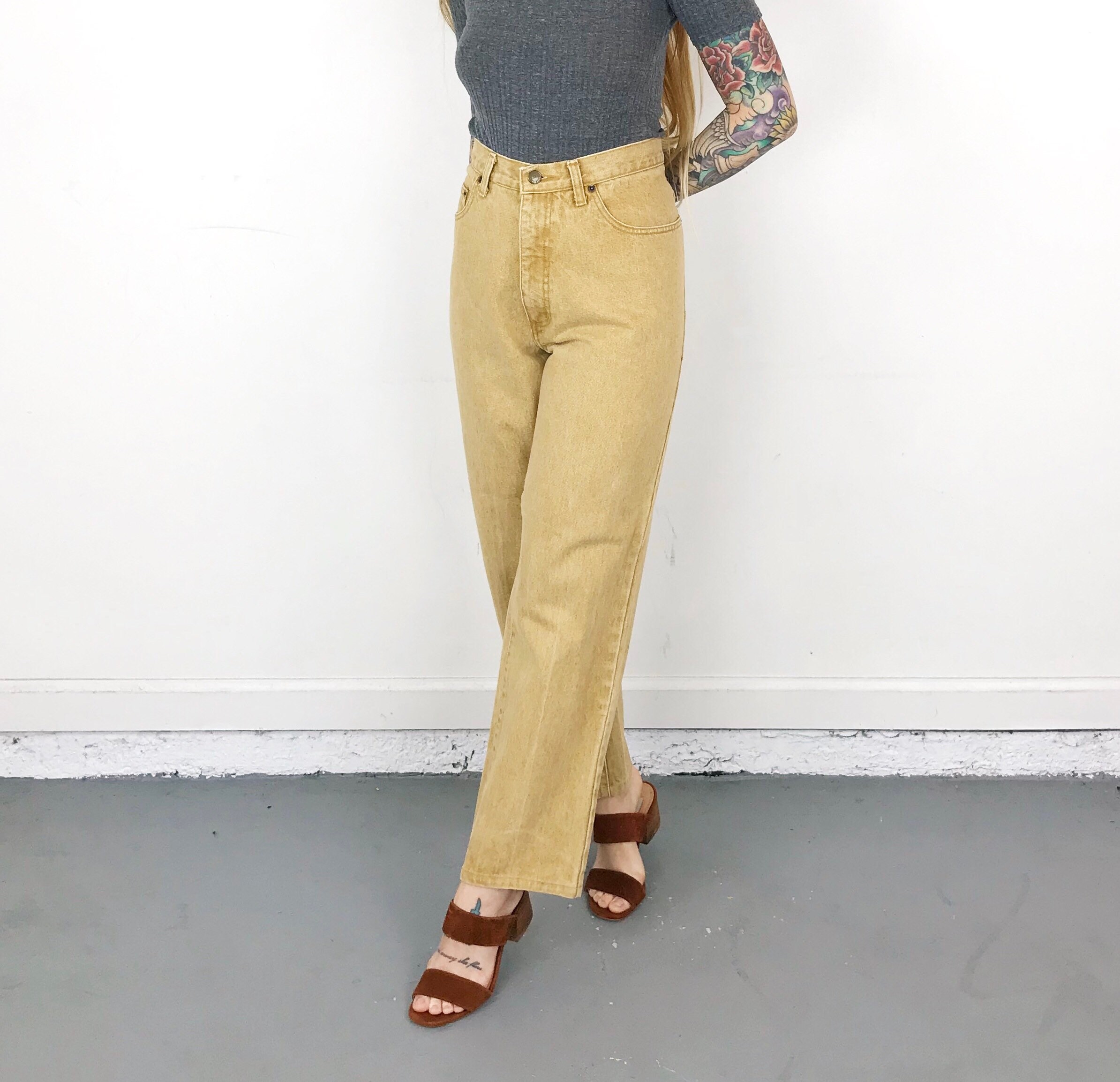 Guess Mustard Yellow Vintage Jeans / Size 32