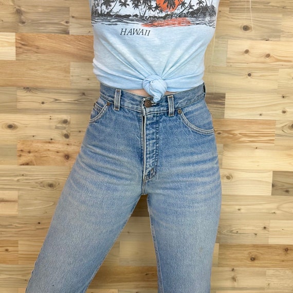 Levi's Vintage High Rise Slim Jean / Size 25 XS