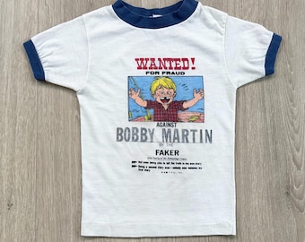 Vintage 1970's ROACH Muff Diver / Dracula Sucks T-shirt / Retro