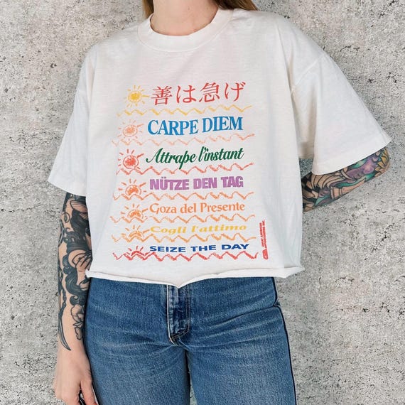 Vintage Carpe Diem Seize The Day Cropped Tee Shirt T-Shirt