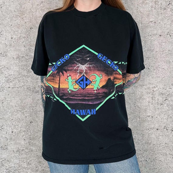 Gecko Hawaii Vintage Graphic Tee Shirt T-Shirt