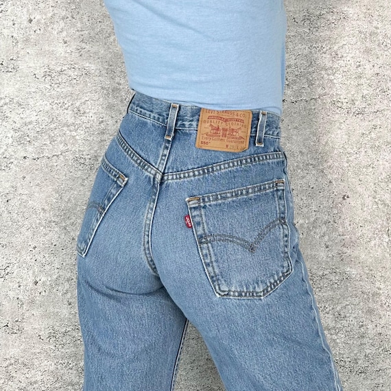 Levi's 550 Vintage Jeans / Size 25 26
