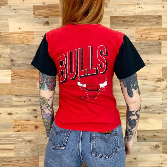Vintage Chicago Bulls NBA Button Front TShirt Baseball Style Jersey Tee Shirt Top