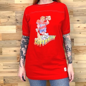 70&#39;s Vintage Softball Funny Jersey Style Softballin&#39; Tee Shirt T-Shirt