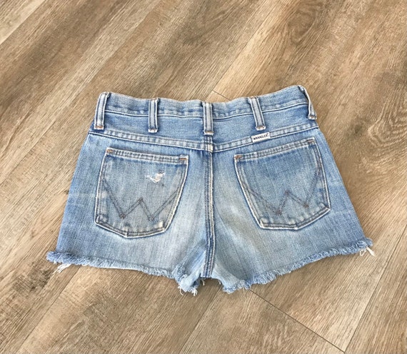 Wrangler 70's Vintage Cut Off Jean Shorts / Size 22 XXS