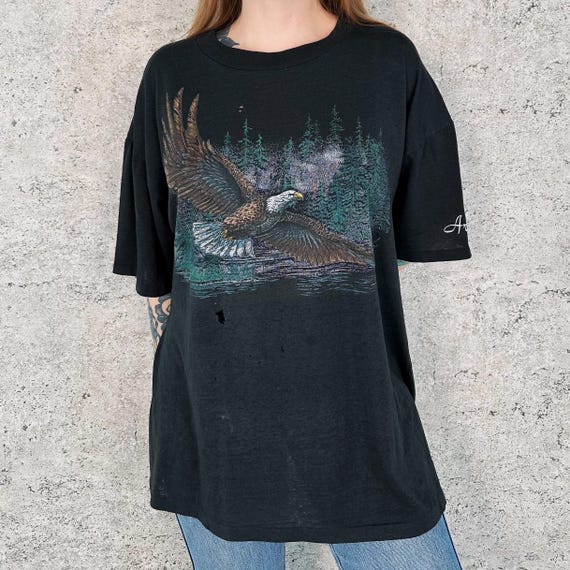 Thrashed Vintage Paper Thin Threadbare Eagle Nature Tee Shirt T-Shirt