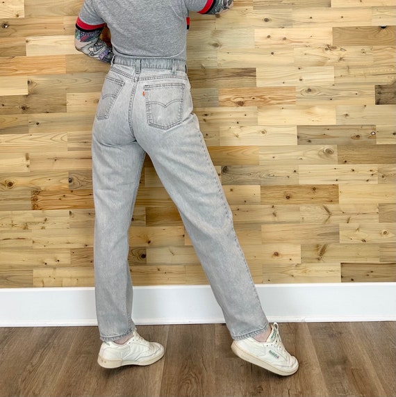 Levi's 550 Vintage Jeans / Size 28 29