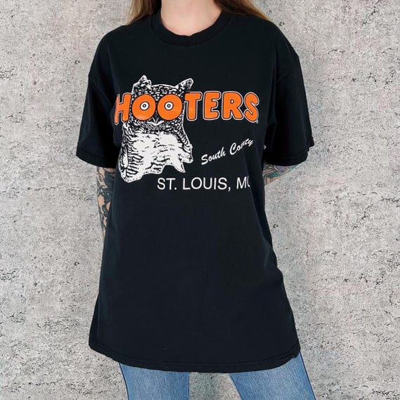 90s Hooters St. Louis Vintage Delightfully Tacky, Yet Unrefined Tee Shirt T-Shirt