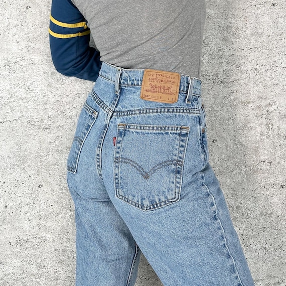 Levi's 550 Vintage Jeans / Size 30 31