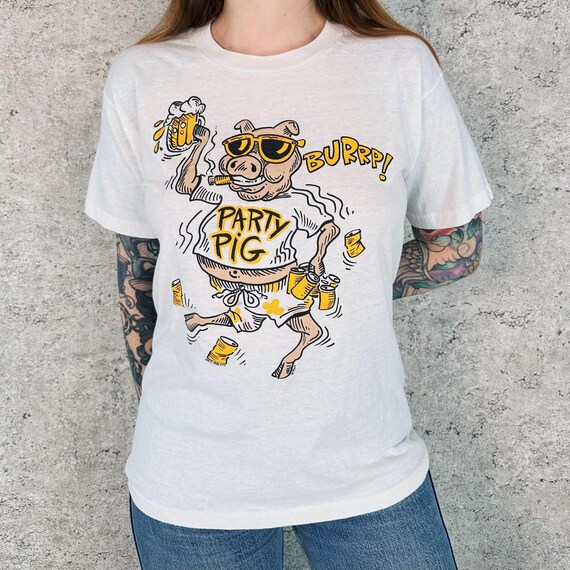 Vintage Funny Party Pig Retro Graphic Tee Shirt T-Shirt