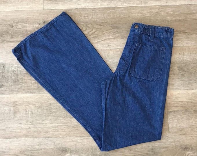 70's Vintage Red Snap Bell Bottom Jeans / Size 23 XXS
