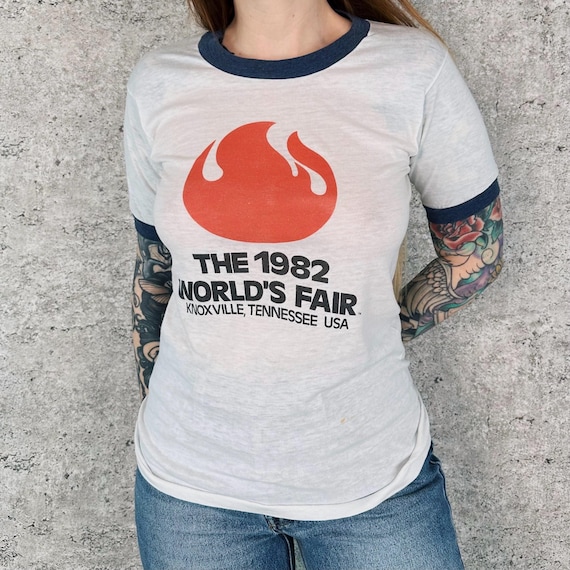 Vintage The 1982 World's Fair Knoxville Soft Thin Ringer Tee Shirt T-Shirt