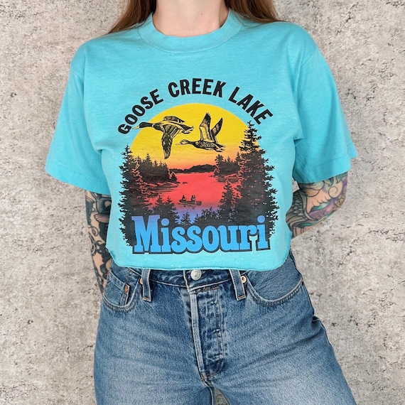 Vintage Goose Creek Lake Cropped Travel Tee Shirt T-Shirt