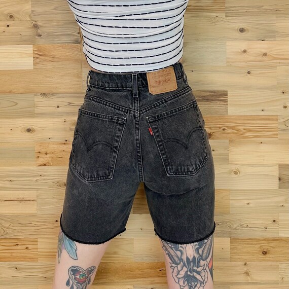 Levi's 512 Vintage Cut Off Jean Shorts / Size 27