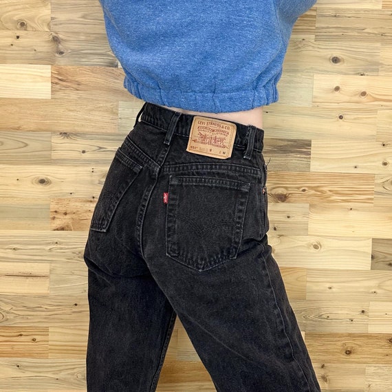 Levi's 551 Vintage Jeans / Size 26
