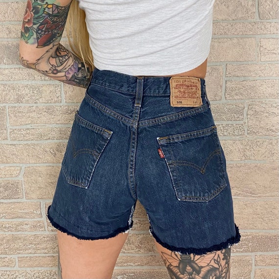 Levi's 501 Cut Off Shorts / Size 25 26