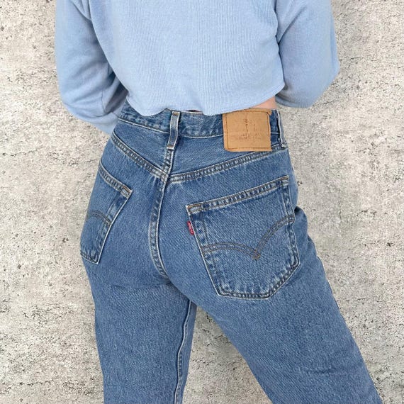 Levi's 501 Vintage Jeans / Size 28 29