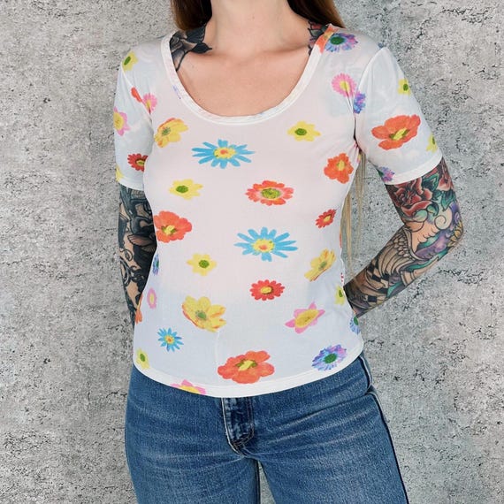 Vintage United Colors of Benetton Light Flower Power Art Scoop Neck Shirt Top