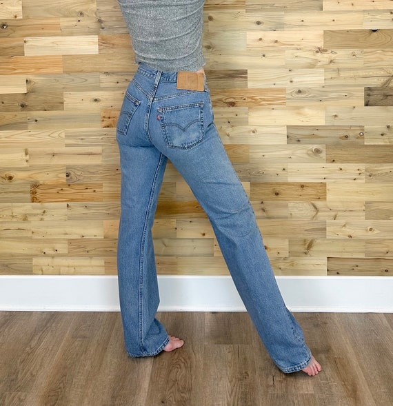 Levi's 501 Vintage Jeans / Size 28 - image 2