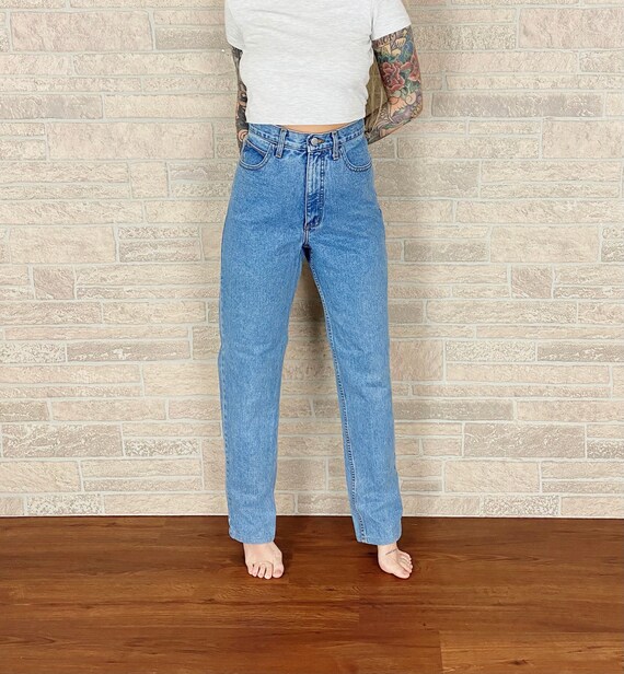 Guess High Rise Jeans / Size 28 29