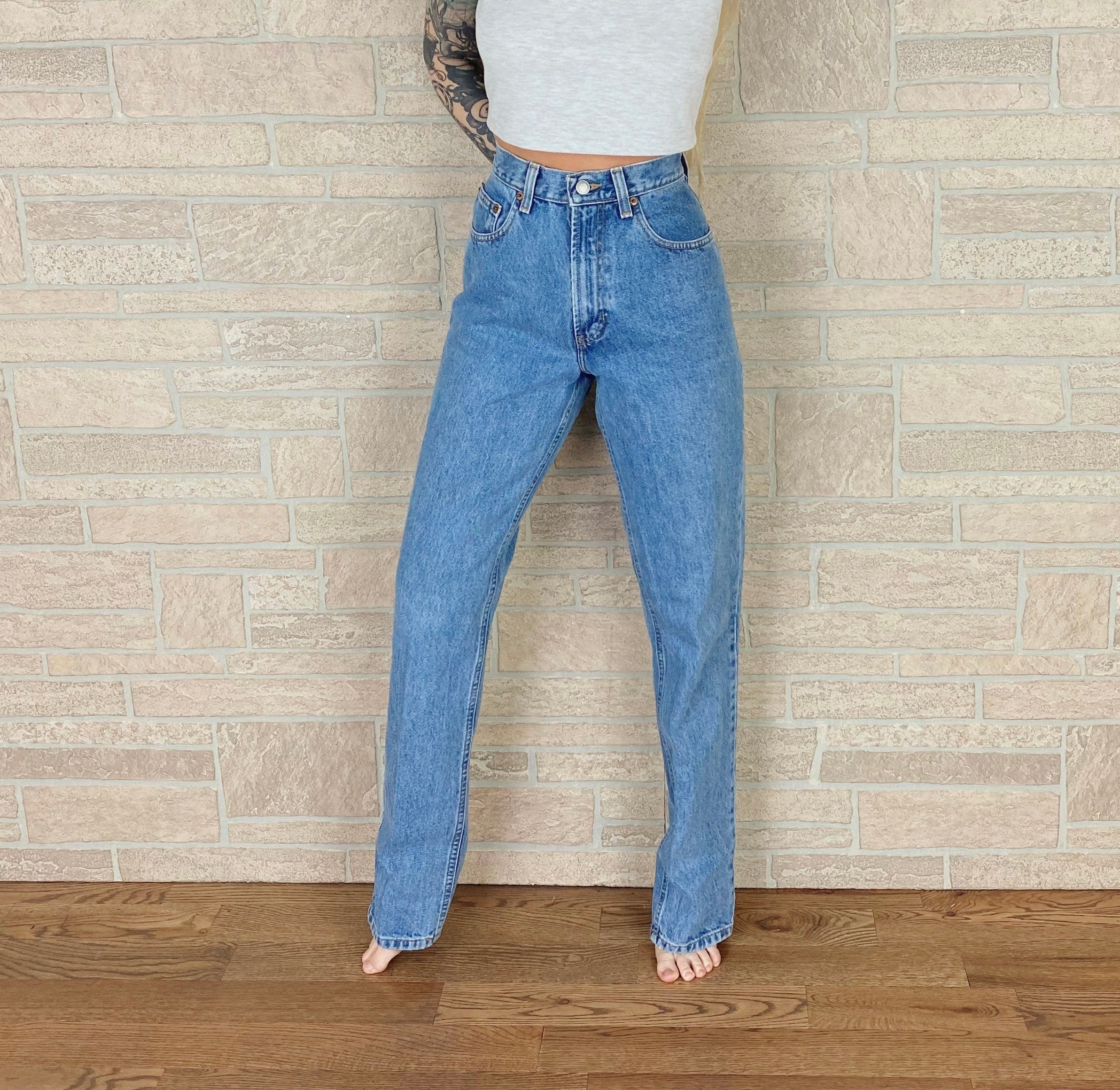 90's Gap High Waisted Vintage Jeans / Size 27
